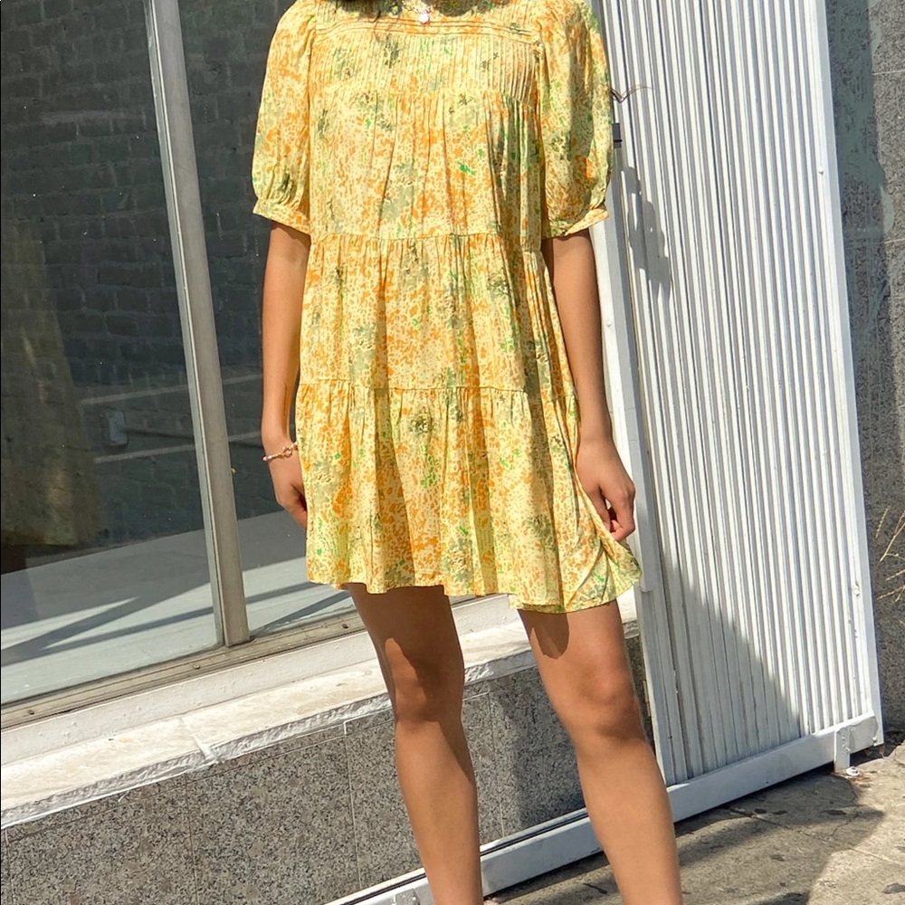 Find me now Ava dress size small